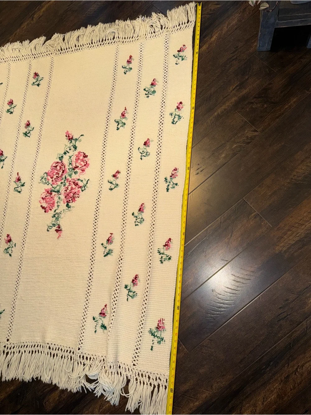 Vintage hand made throw blanket rose buds